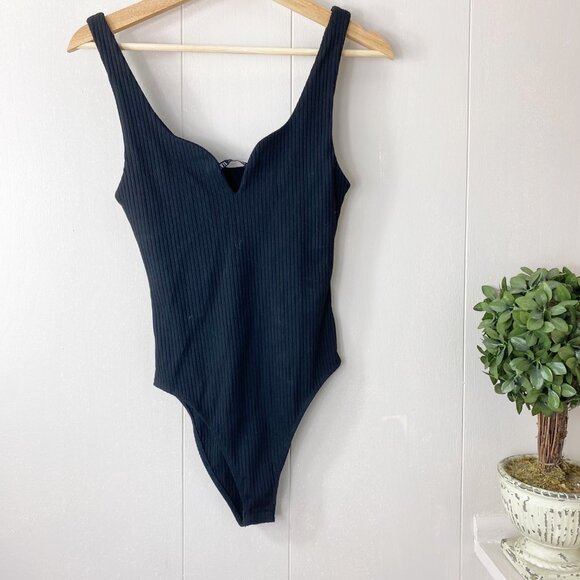 Zara Tops - Zara Black Knit Ribbed Sweet Heart Neckline Bodysuit Top Size Small